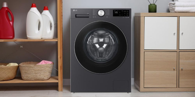 Máy giặt LG 12 kg đáp ứng lượng đồ giặt lớn