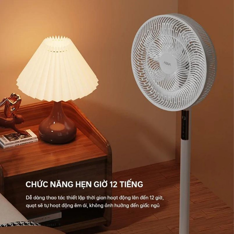 Quạt đứng 7 cánh có thân trụ, chân đế đặt sàn, một số model chỉnh được chiều cao và góc đầu quạt