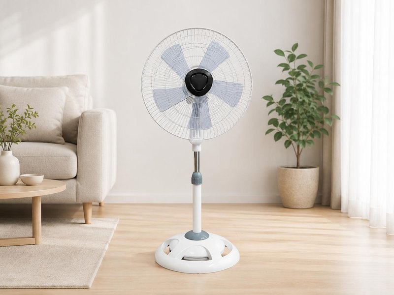 Quạt lửng có thân đứng và chiều cao thấp hơn mẫu quạt đứng