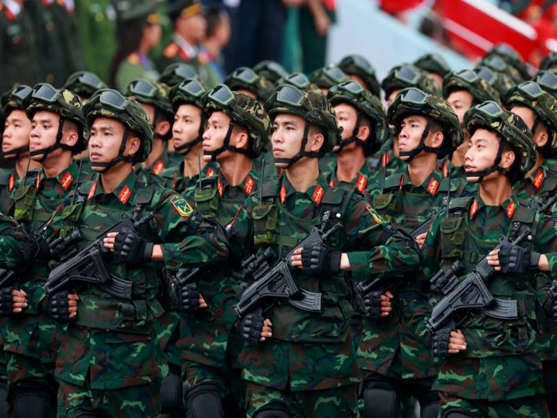 Theo Luật Nghĩa vụ quân sự 2015, việc không tốt nghiệp THPT không thuộc diện được tạm hoãn hay miễn gọi nhập ngũ.