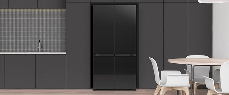 Tủ lạnh Hitachi 4 cánh phân khúc 15–20 triệu đồng đáp ứng tốt nhu cầu lưu trữ với thiết kế hiện đại và nhiều tiện ích thiết thực.