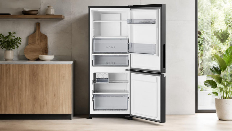 Tủ lạnh Panasonic NR-SV281BPKV 255 lít ngăn đá dưới