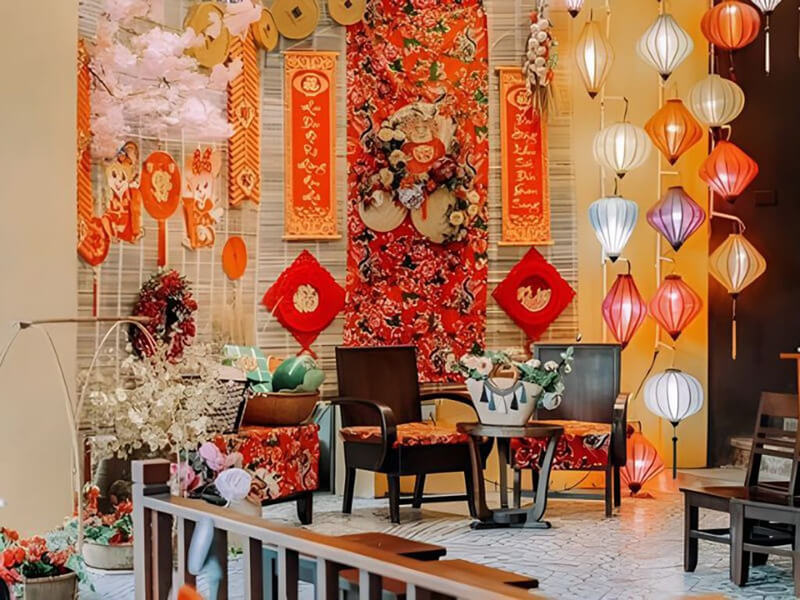 Trang trí Tết quán cafe cổ điển