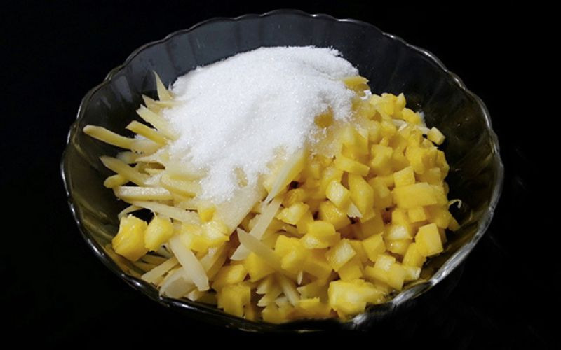 Ướp gừng với đường và dứa