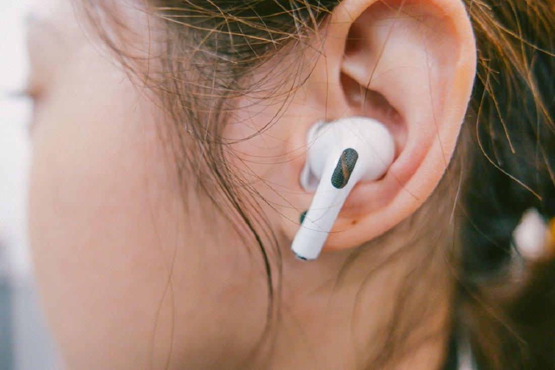 cách dùng tai nghe airpod