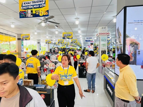 Hình ảnh các ưu đãi đặc biệt dành cho khách hàng tham dự khai trương Siêu Thị Điện Máy - Nội Thất Chợ Lớn Linh Đông.