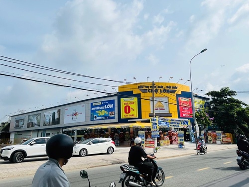 Hình ảnh lễ khai trương Siêu Thị Điện Máy - Nội Thất Chợ Lớn Linh Đông.
