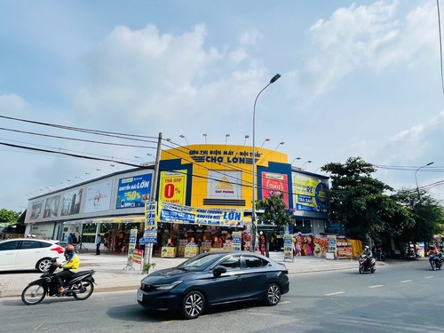 Hình khai trương Điện Máy Chợ Lớn Linh Đông – Tạo dựng không gian sống đẳng cấp, tiện nghi.