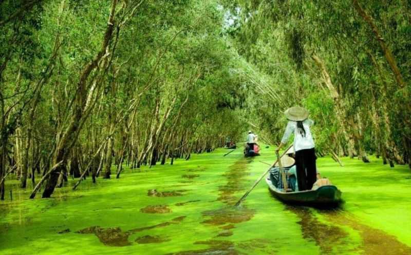 Khung cảnh bình dị của miền Tây sông nước