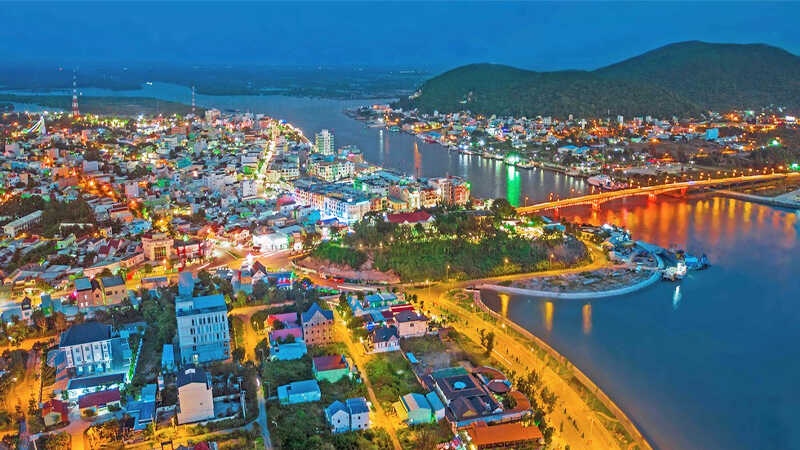 đến thành phố Hà Tiên để trải nghiệm nhiều khu du lịch hấp dẫn