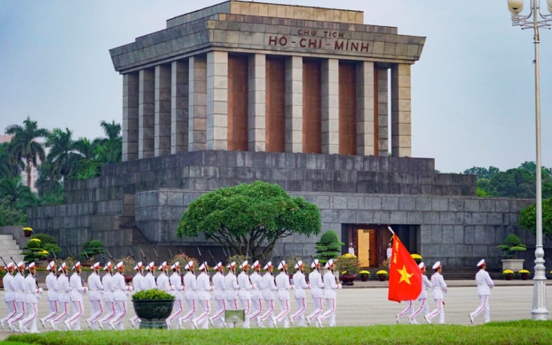 Tập thơ về ngày độc lập âm vang hào khí non sông
