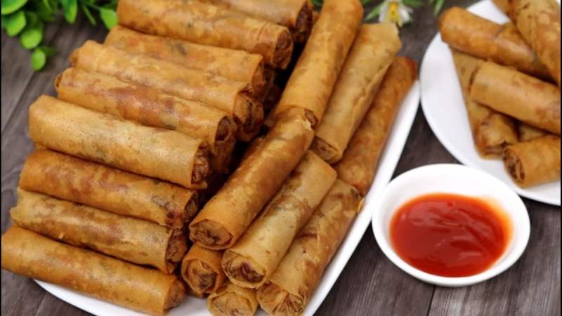 chả giò chay giòn tan vàng ươm