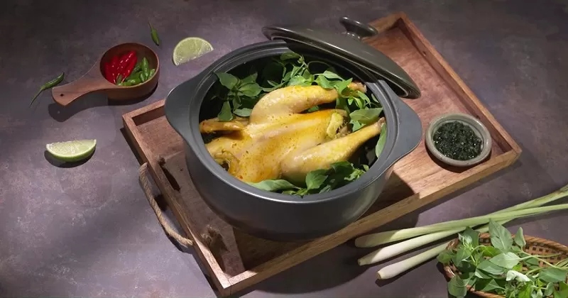 gà hấp lá é