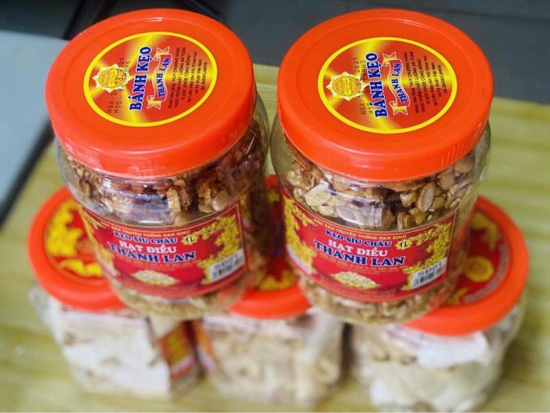 Kẹo sìu châu được làm từ đường, lạc, vừng và mạch nha