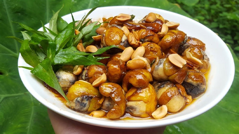 Món cút lộn xào me