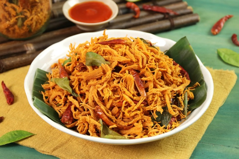 Khô gà lá chanh