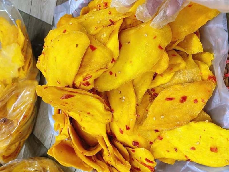 Xoài dẻo cay ngọt vàng óng