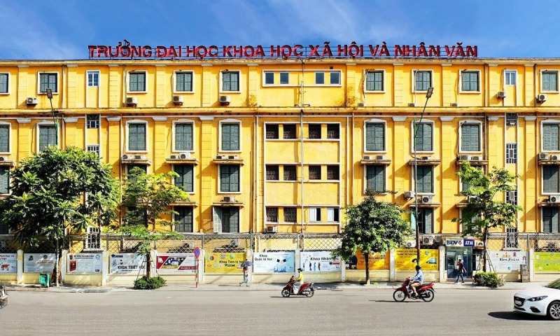 Trường đại học xã hội nhân văn mang vẻ cổ kính