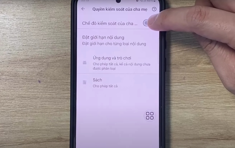 Nhấn chọn bật chế độ kiểm soát của cha mẹ