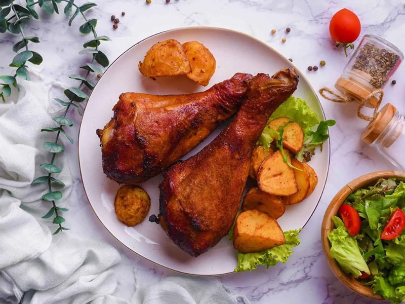 mẹo để làm món đùi gà tây xông khói chuẩn ngon