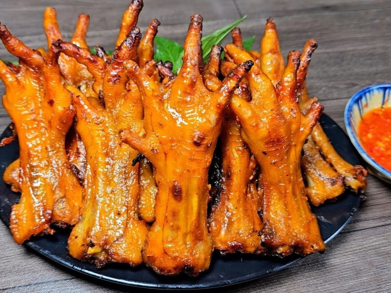 Dĩa chân gà nướng