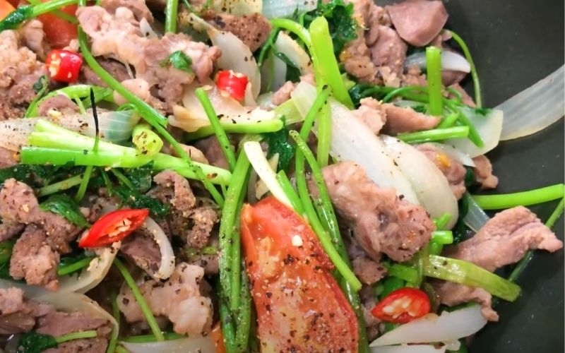 Món lưỡi heo xào chua ngọt
