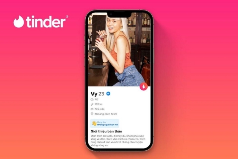 Hồ sơ Tinder với thông tin giới thiệu chi tiết