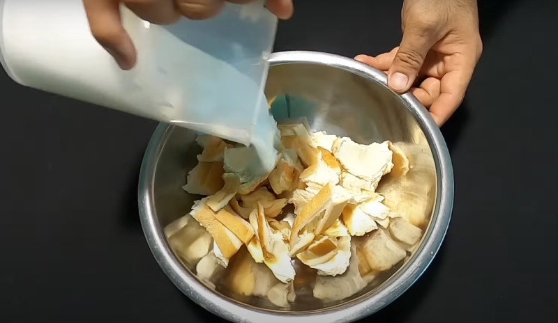 Bánh mì xé vụn