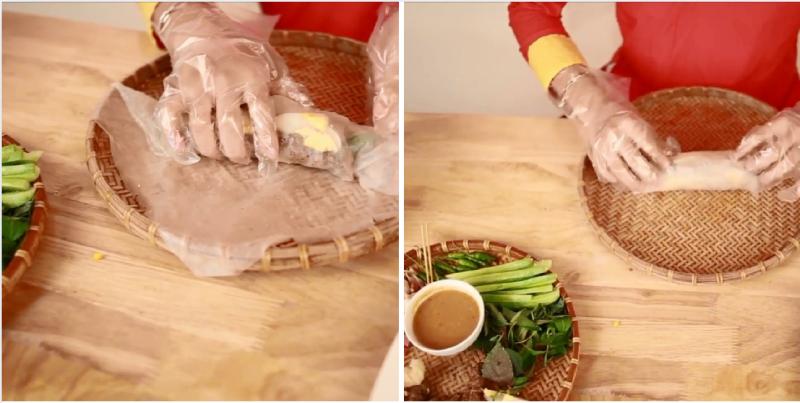 Tiến hành công đoạn cuốn bánh cuốn