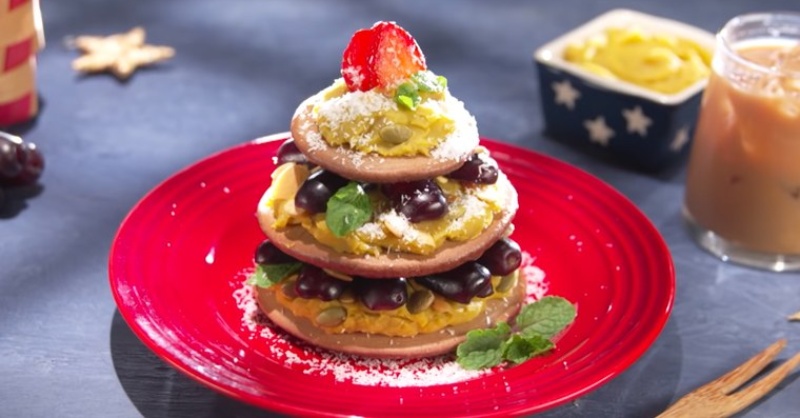 Bánh Pancake socola với tạo hình cây thông cực độc đáo