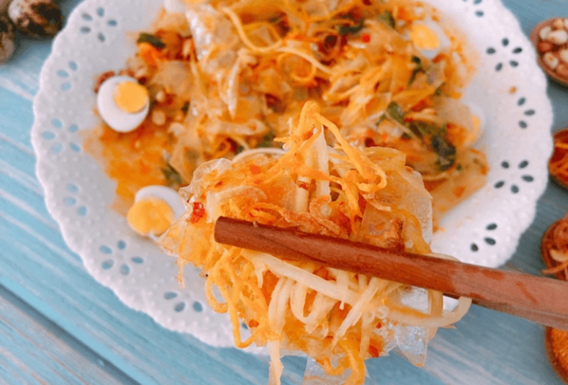 Miếng bánh tráng trộn ngon