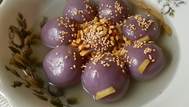 Thành phẩm món bánh trôi chay nhân khoai lang