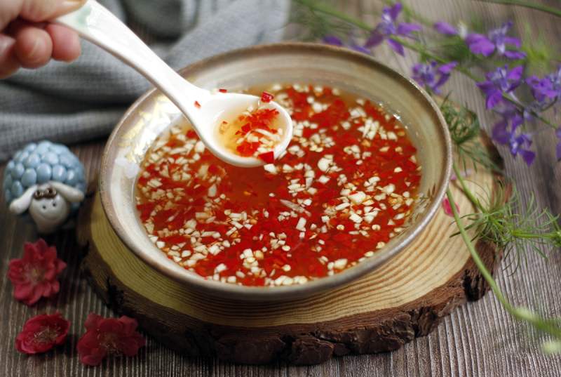 Pha nước trộn gia vị chay