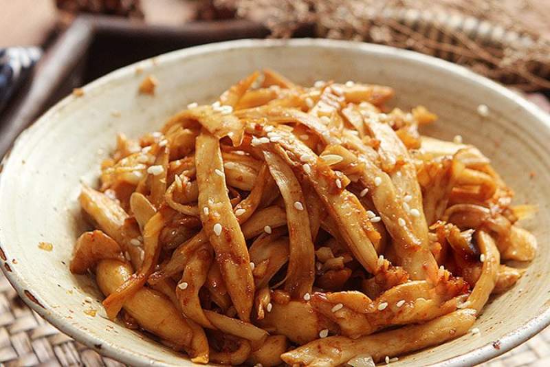 Món bì chay từ nấm nhìn hấp dẫn thơm ngon