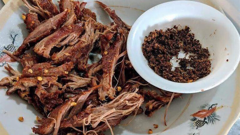 bò một nắng chấm muối kiến vàng chuẩn vị tây nguyên