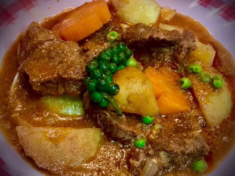 thêm tiêu xanh vào bò hầm