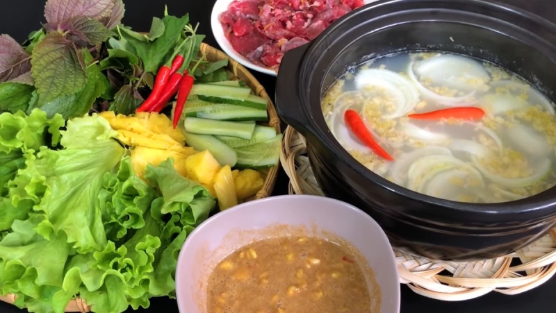 Mâm bò nhúng giấm hoàn thiện