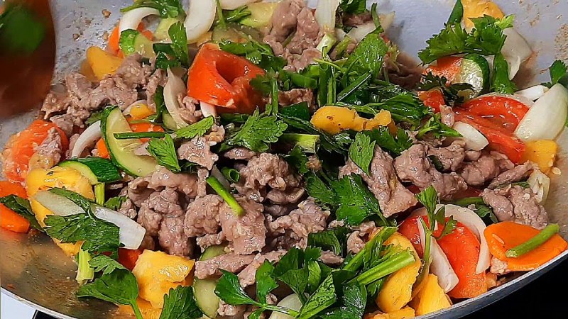 Thịt bò xào chua ngọt