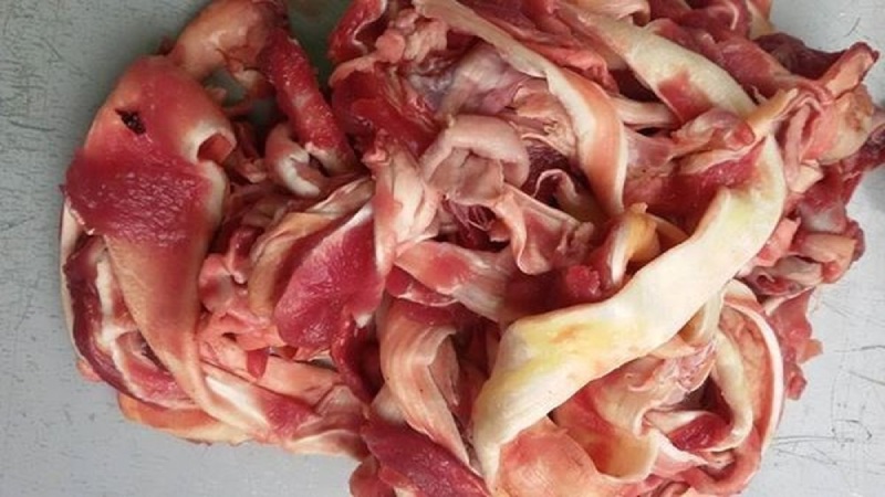 Bí quyết chọn nguyên liệu tươi làm bún bò gân