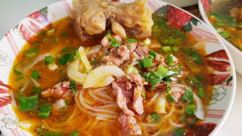 hướng dẫn nấu bún xương bò đậm đà tròn vị