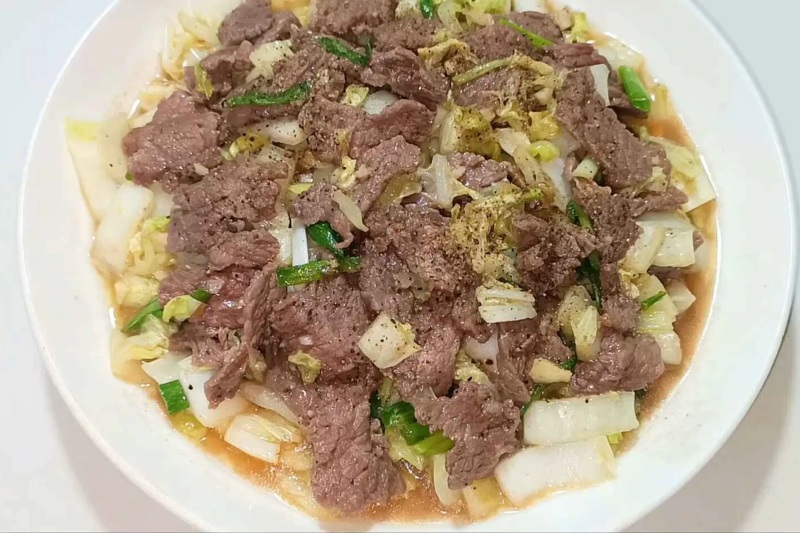 Thành phẩm món cải thảo xào thịt bò thơm ngon