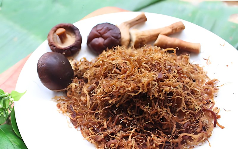 Thành phẩm món chà bông từ nấm đông cô