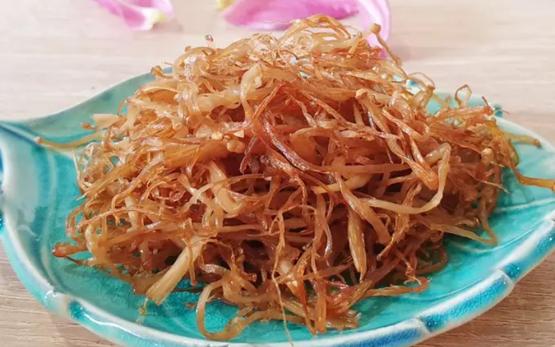 Thành phẩm món chà bông từ nấm kim châm