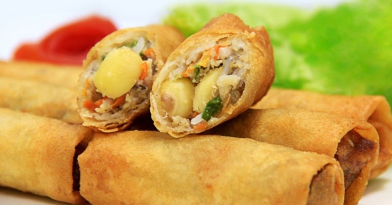 chả giò hạt sen ngon béo hấp dẫn