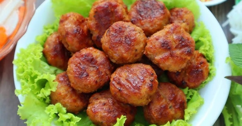 Món chả thịt heo trứng muối hấp dẫn
