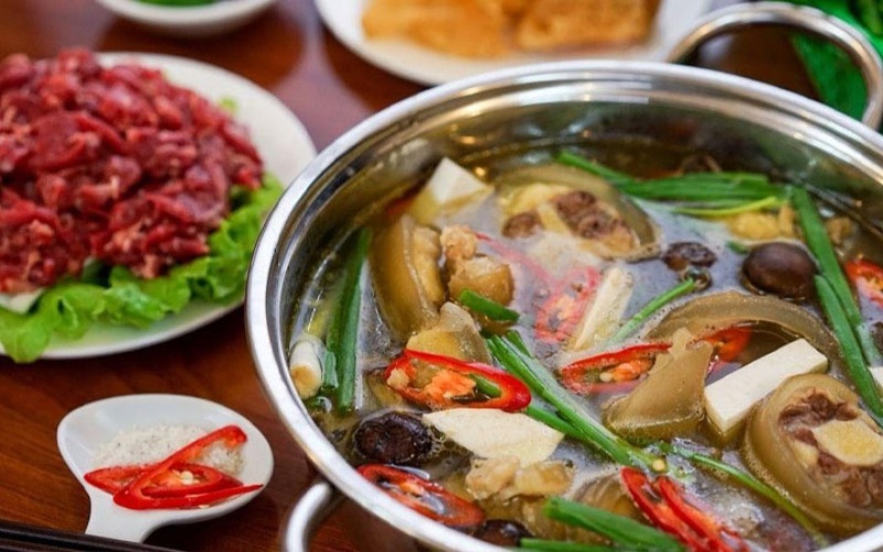 Thành phẩm món chân bò hầm sả mềm ngon