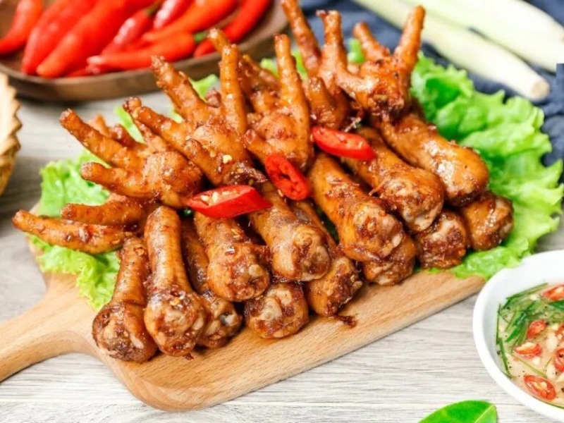 Thành phẩm món chân gà nướng với mật ong bằng nồi chiên không dầu