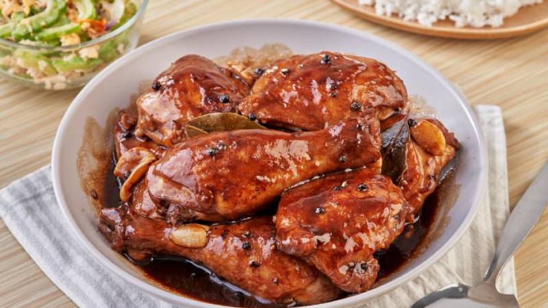 Khám phá cách chế biến Chicken Adobo kiểu Philippines
