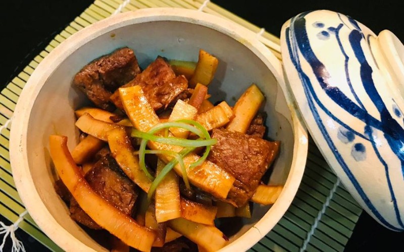 Mẹo làm cơm dừa kho chay với tiêu và nước tương