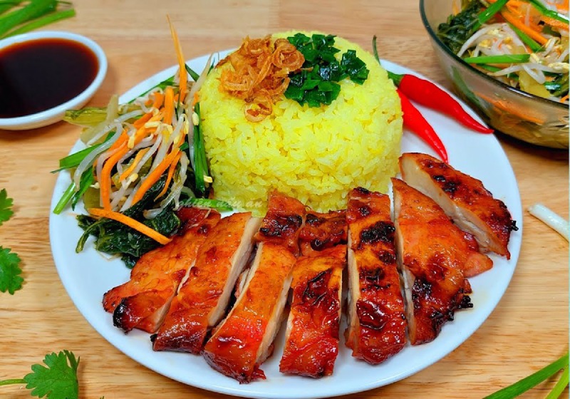 Thành phẩm Cơm gà xá xíu